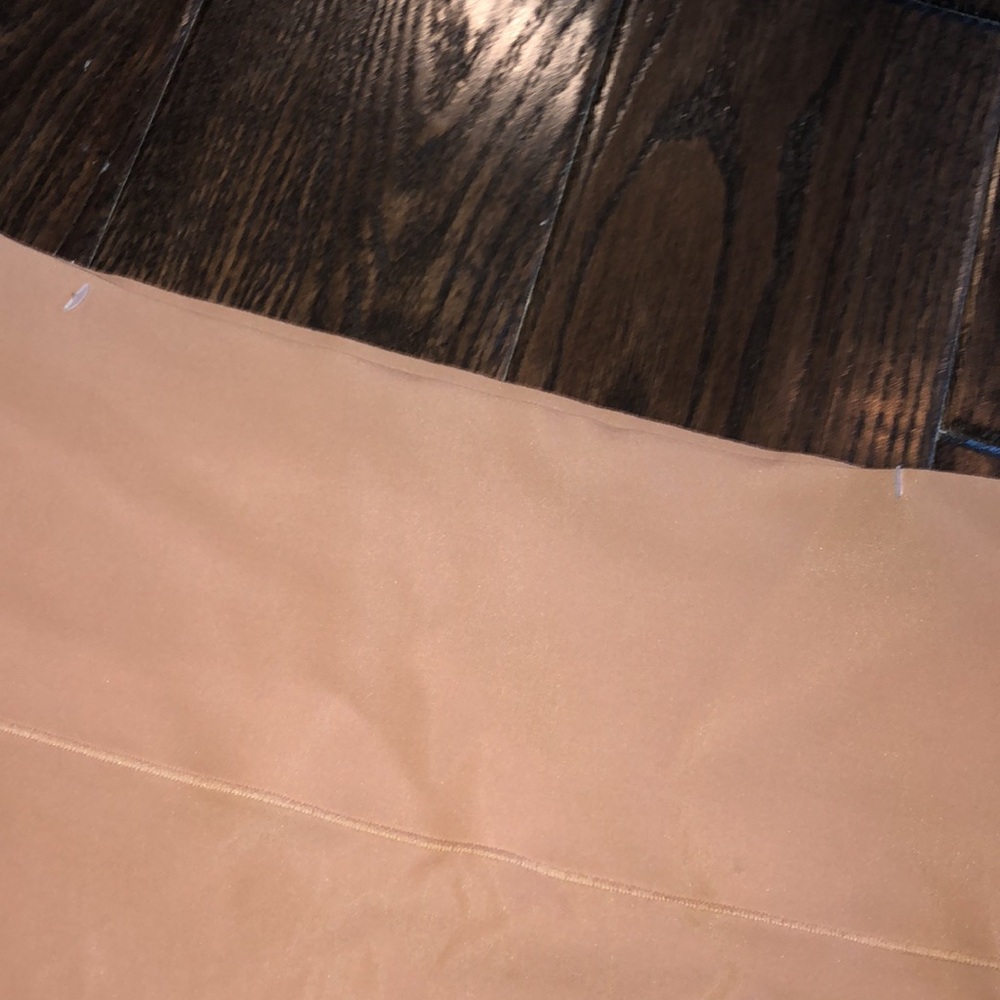 Curve Necessities tan shapewear shorts size 1X new without tags - Picture 3 of 6